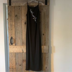 Women’s 9 Vintage CITY TRIANGLES Black Maxi Dress Lt Blue Floral Embroidery USA